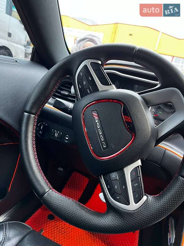 Купе Dodge Challenger 2017 в Житомире