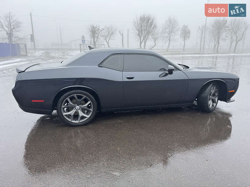 Купе Dodge Challenger 2018 в Миколаєві
