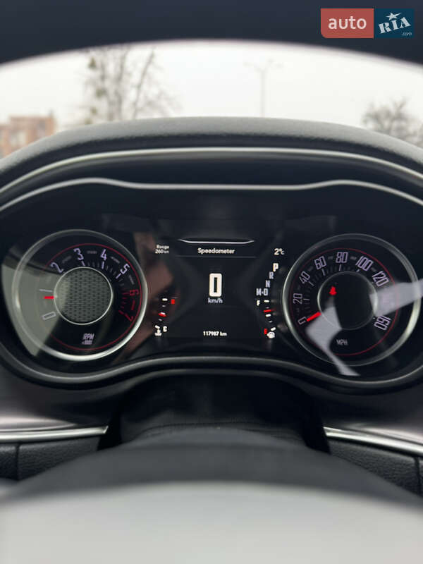 Купе Dodge Challenger 2015 в Києві фото 18 Купе Dodge Challenger 2015 в Києві