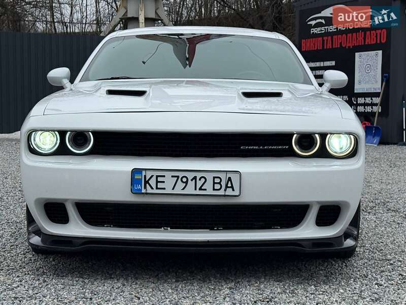 Купе Dodge Challenger 2018 в Дніпрі