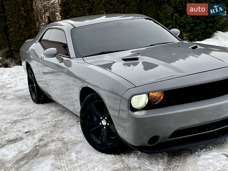 Купе Dodge Challenger 2013 в Ивано-Франковске фото 9 Купе Dodge Challenger 2013 в Ивано-Франковске