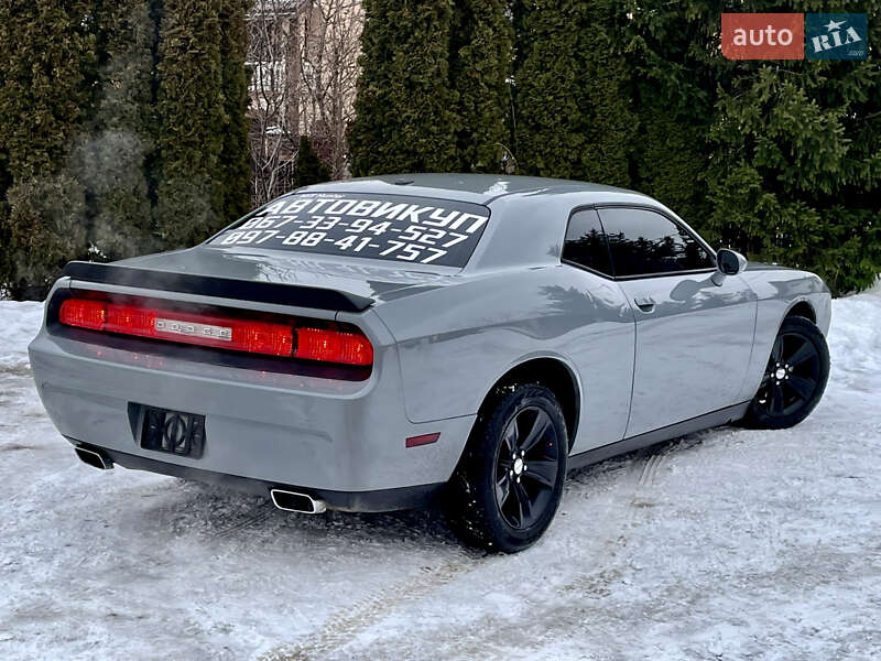 Купе Dodge Challenger 2013 в Ивано-Франковске фото 14 Купе Dodge Challenger 2013 в Ивано-Франковске