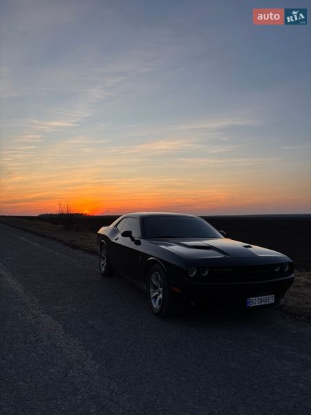 Купе Dodge Challenger 2019 в Тернополе