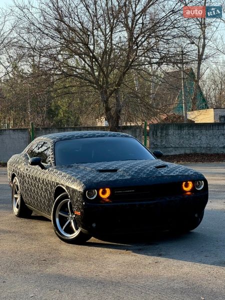 Купе Dodge Challenger 2014 в Дніпрі