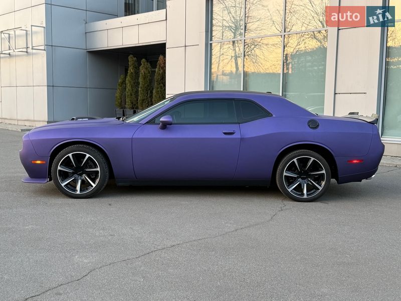 Купе Dodge Challenger 2017 в Киеве фото 2 Купе Dodge Challenger 2017 в Киеве