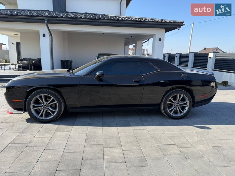 Купе Dodge Challenger 2017 в Ивано-Франковске
