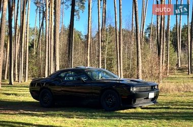 Купе Dodge Challenger 2017 в Киеве