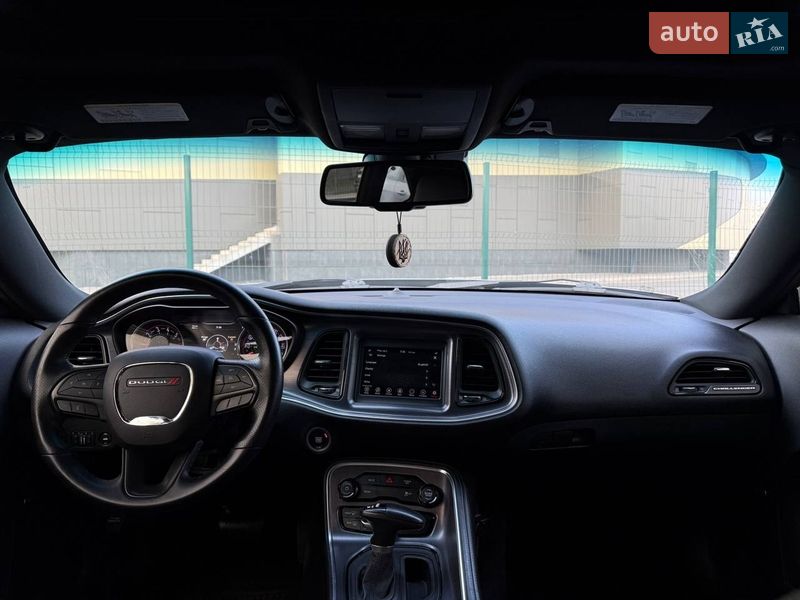 Купе Dodge Challenger 2018 в Києві фото 13 Купе Dodge Challenger 2018 в Києві