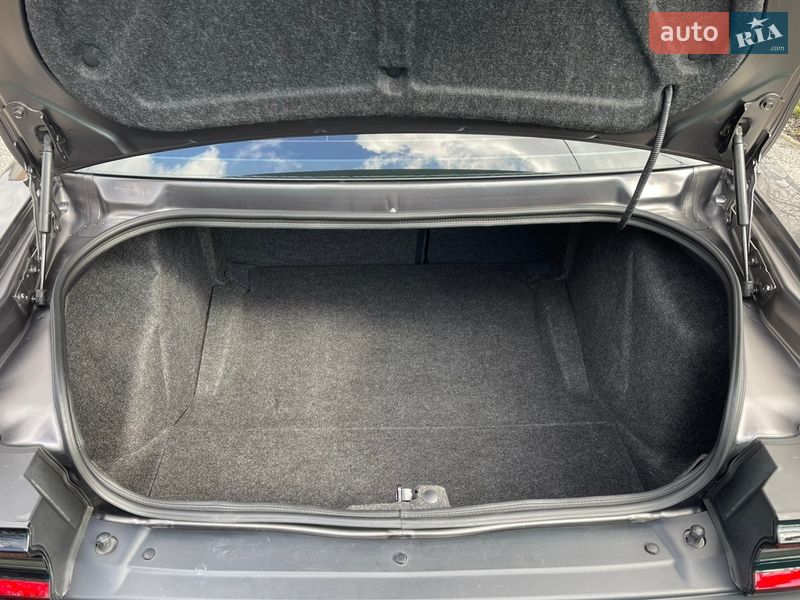 Купе Dodge Challenger 2018 в Житомире фото 16 Купе Dodge Challenger 2018 в Житомире