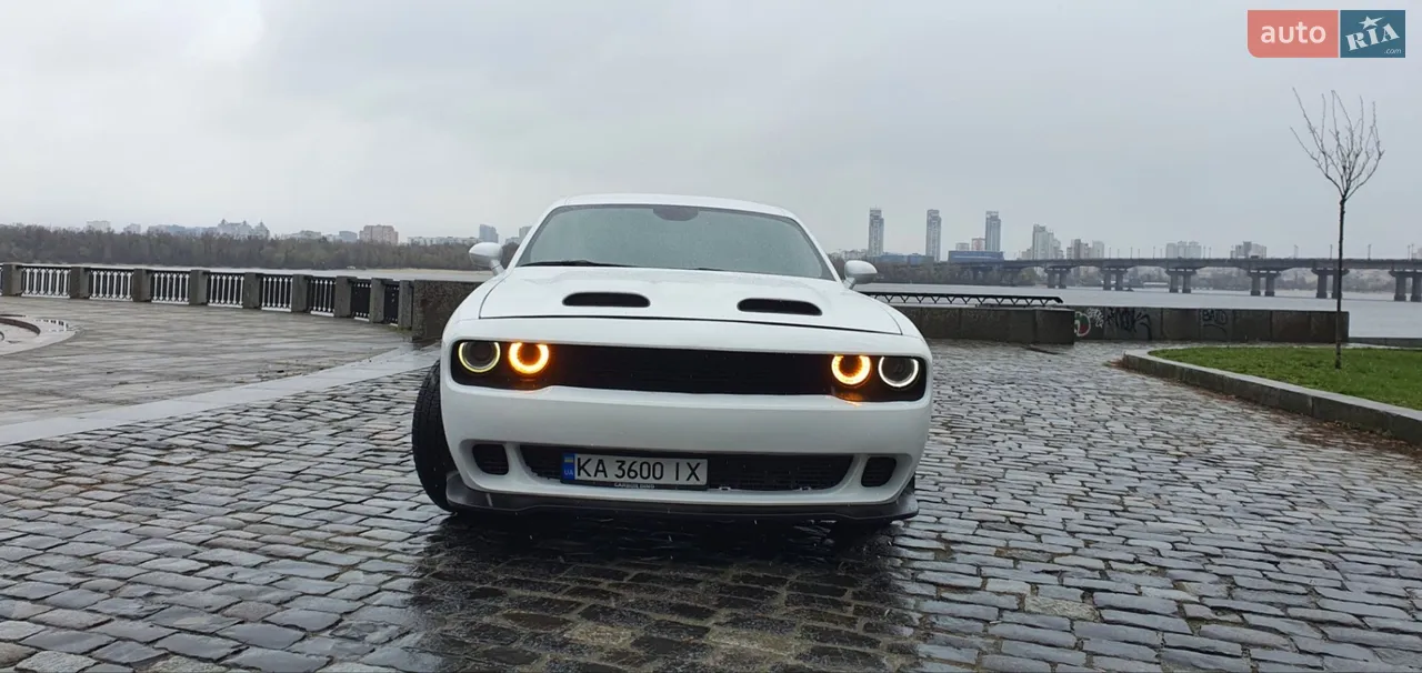 2016 Dodge Challenger - мініатюра 47