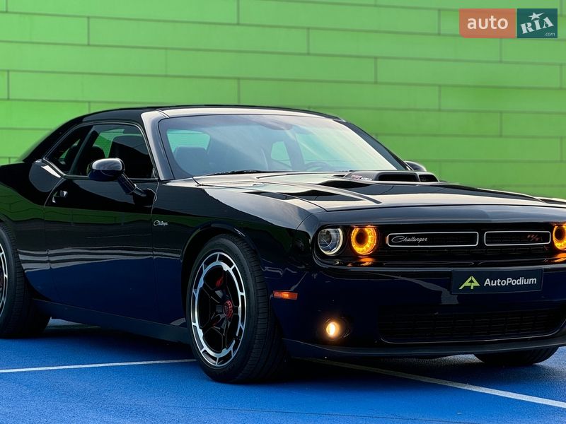 Купе Dodge Challenger 2018 в Киеве