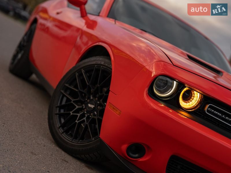 Купе Dodge Challenger 2017 в Дніпрі фото 12 Купе Dodge Challenger 2017 в Дніпрі