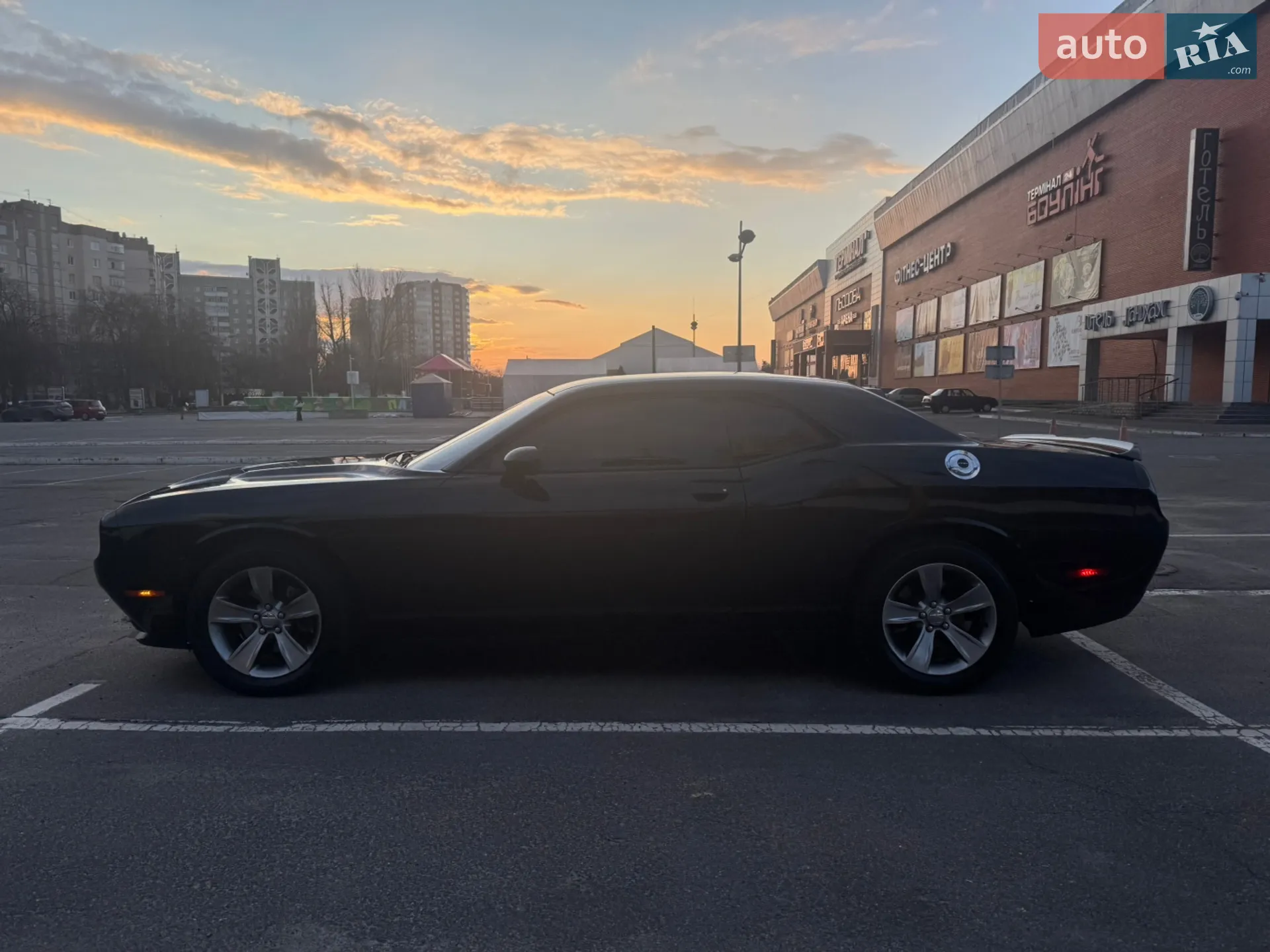 2019 Dodge Challenger - мініатюра 3