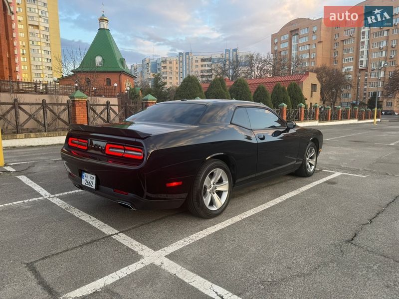 Купе Dodge Challenger 2019 в Броварах