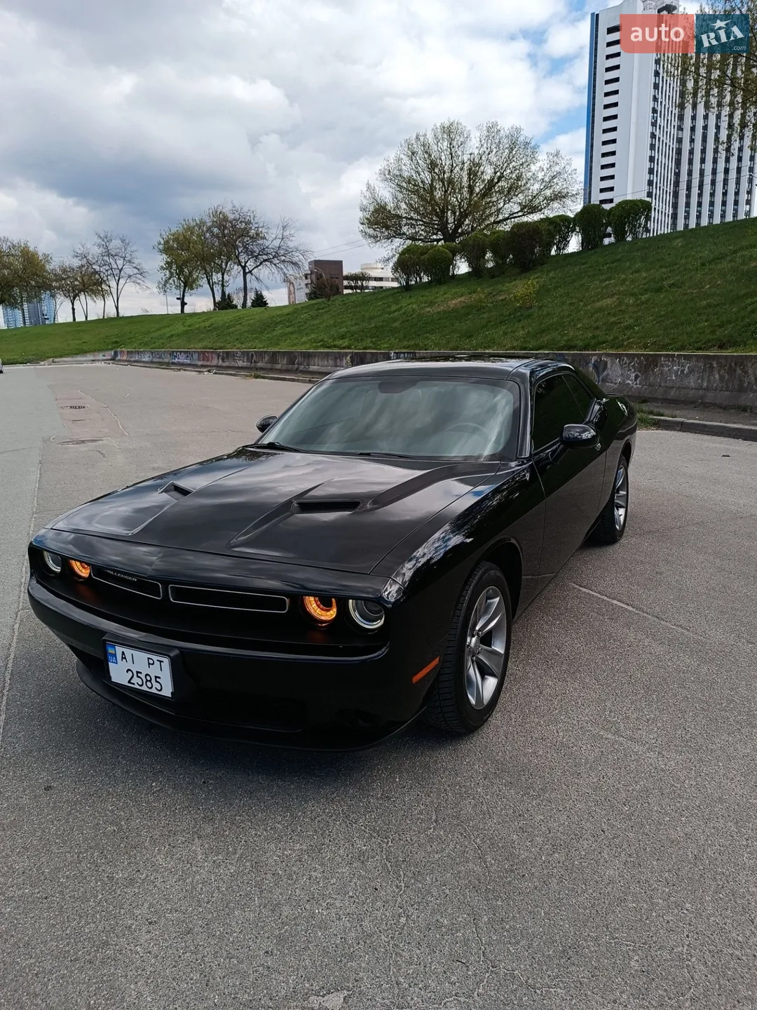 2017 Dodge Challenger - мініатюра 2