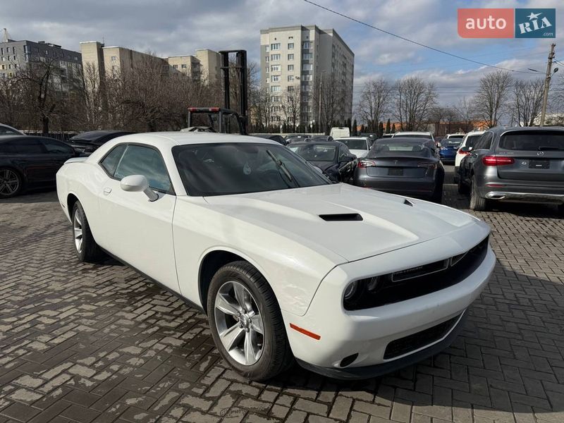 Dodge Challenger 2020