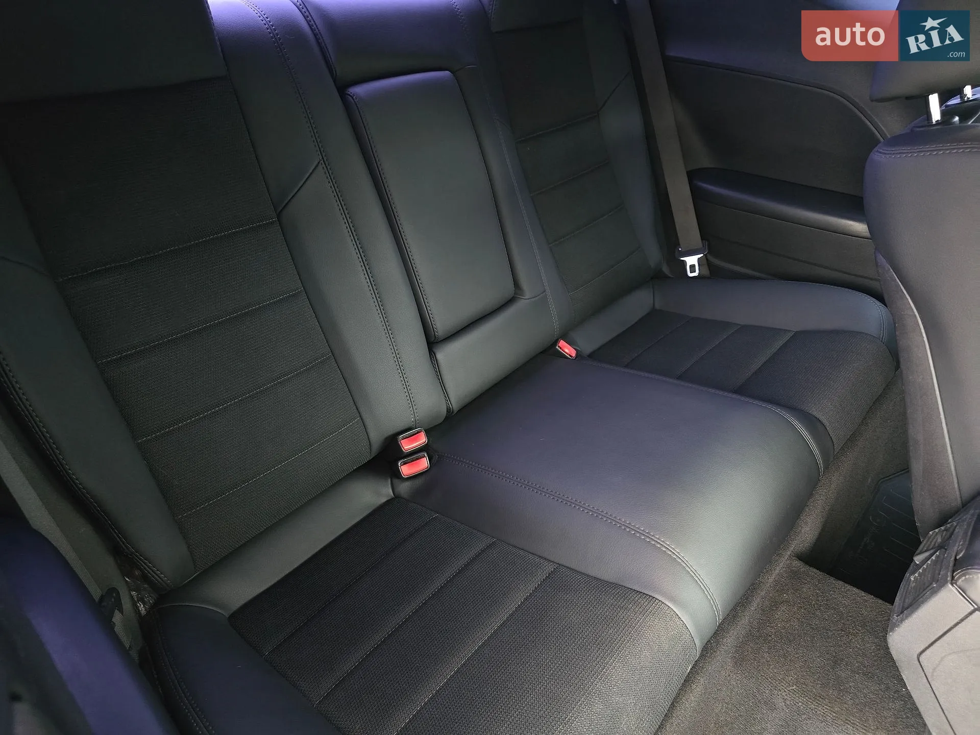 2014 Dodge Challenger - мініатюра 53