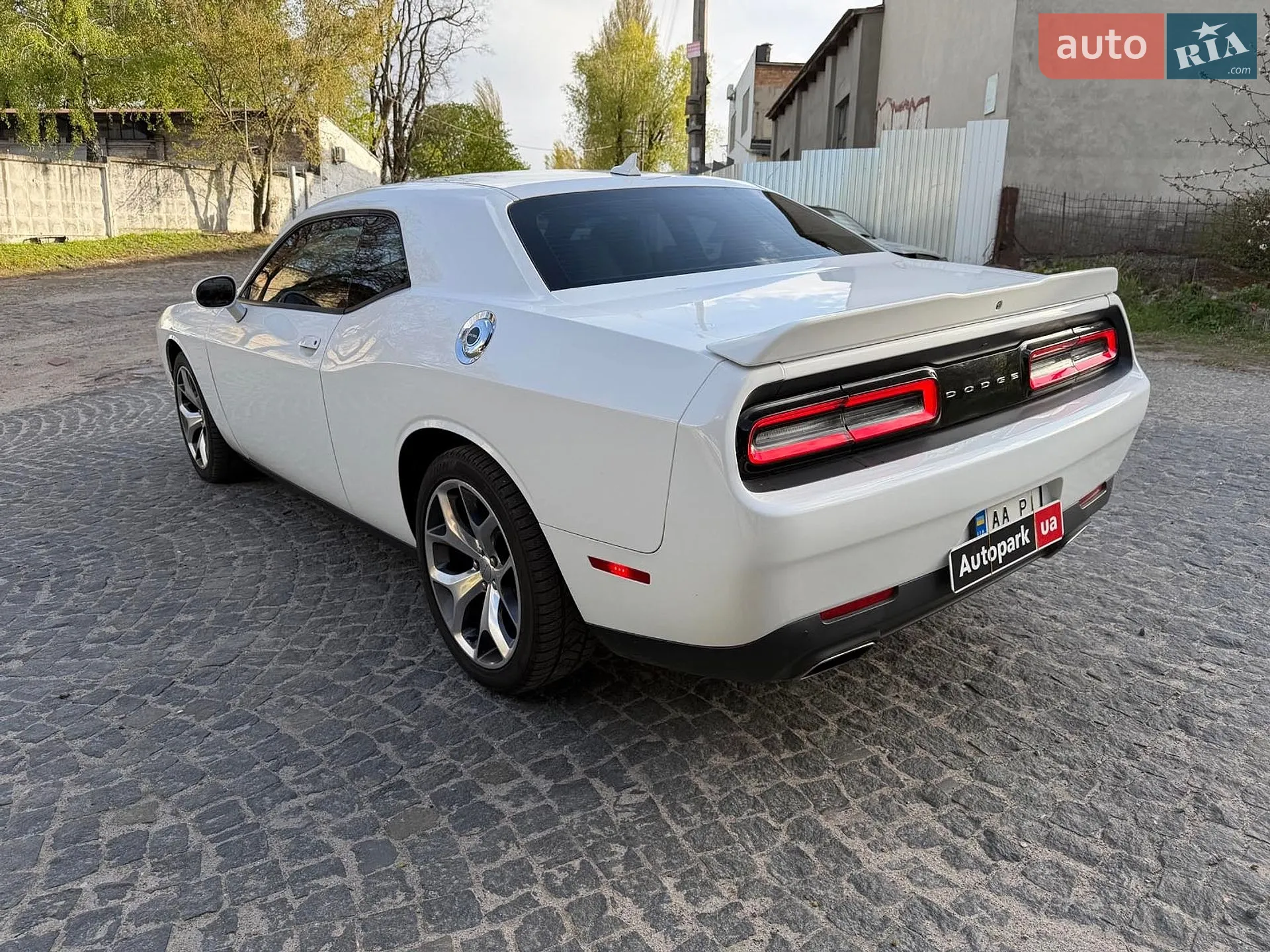 2016 Dodge Challenger - мініатюра 8