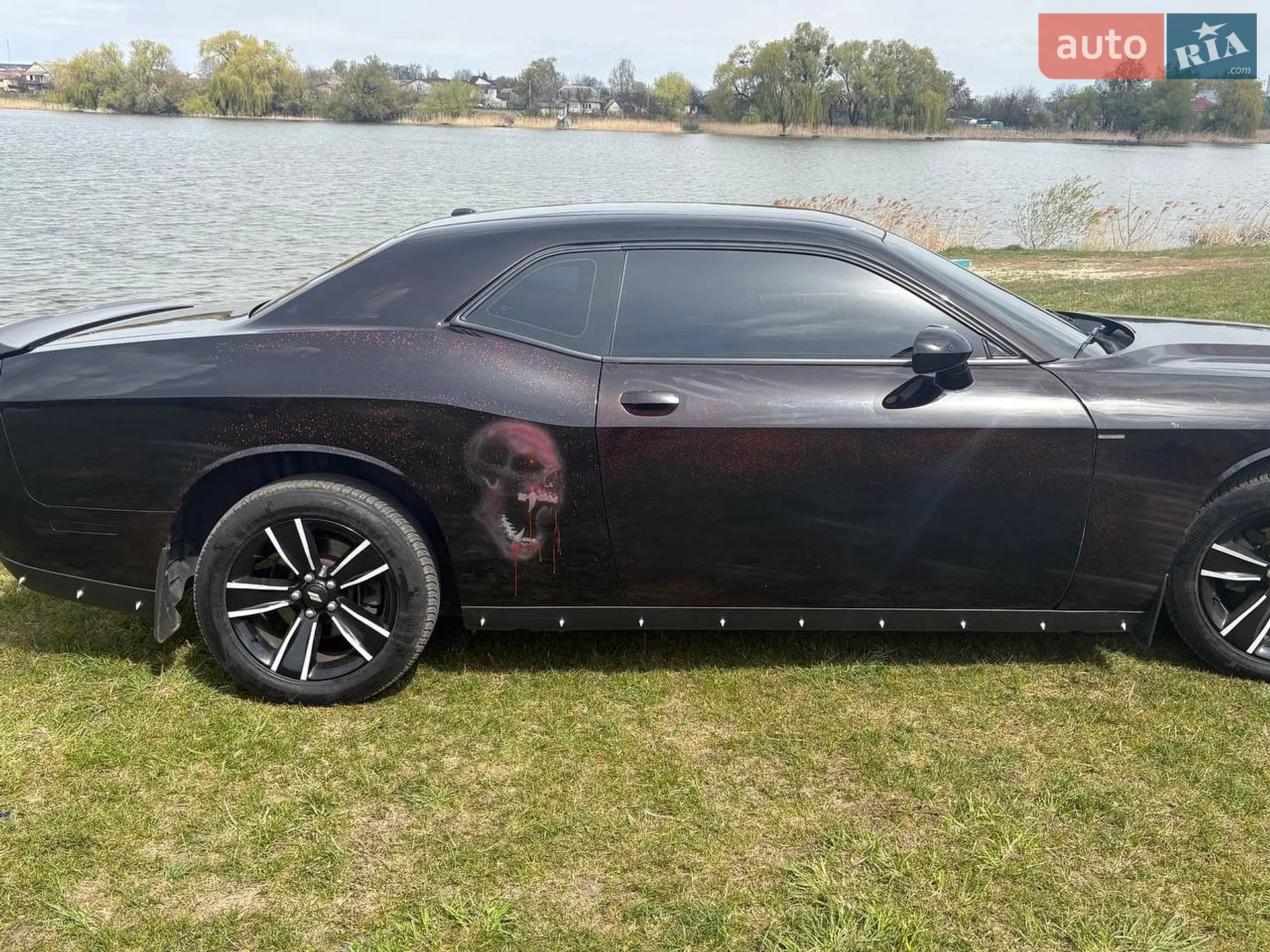 2015 Dodge Challenger - мініатюра 28