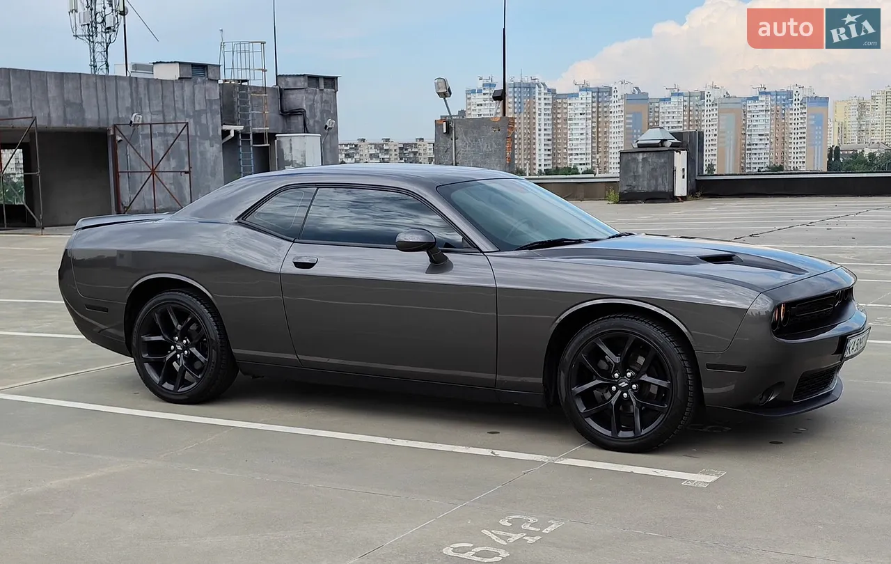 2019 Dodge Challenger - мініатюра 14