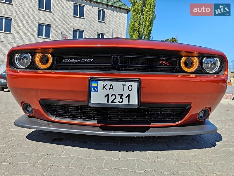 Купе Dodge Challenger 2020 в Киеве