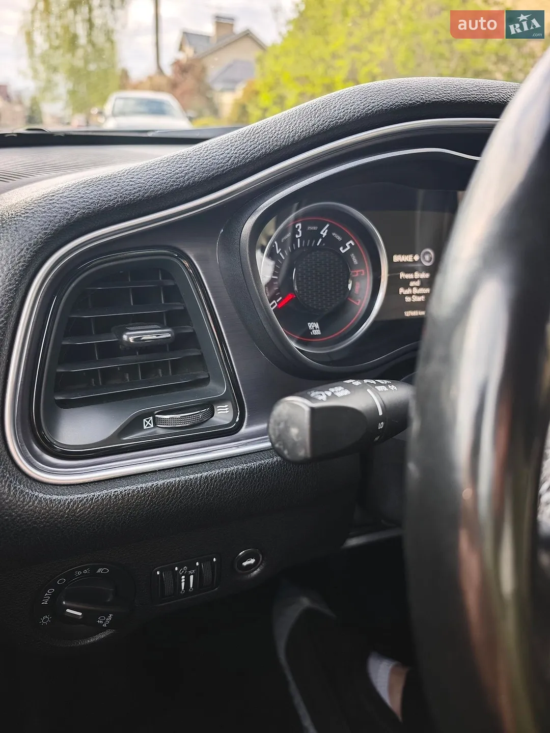 2017 Dodge Challenger - мініатюра 14