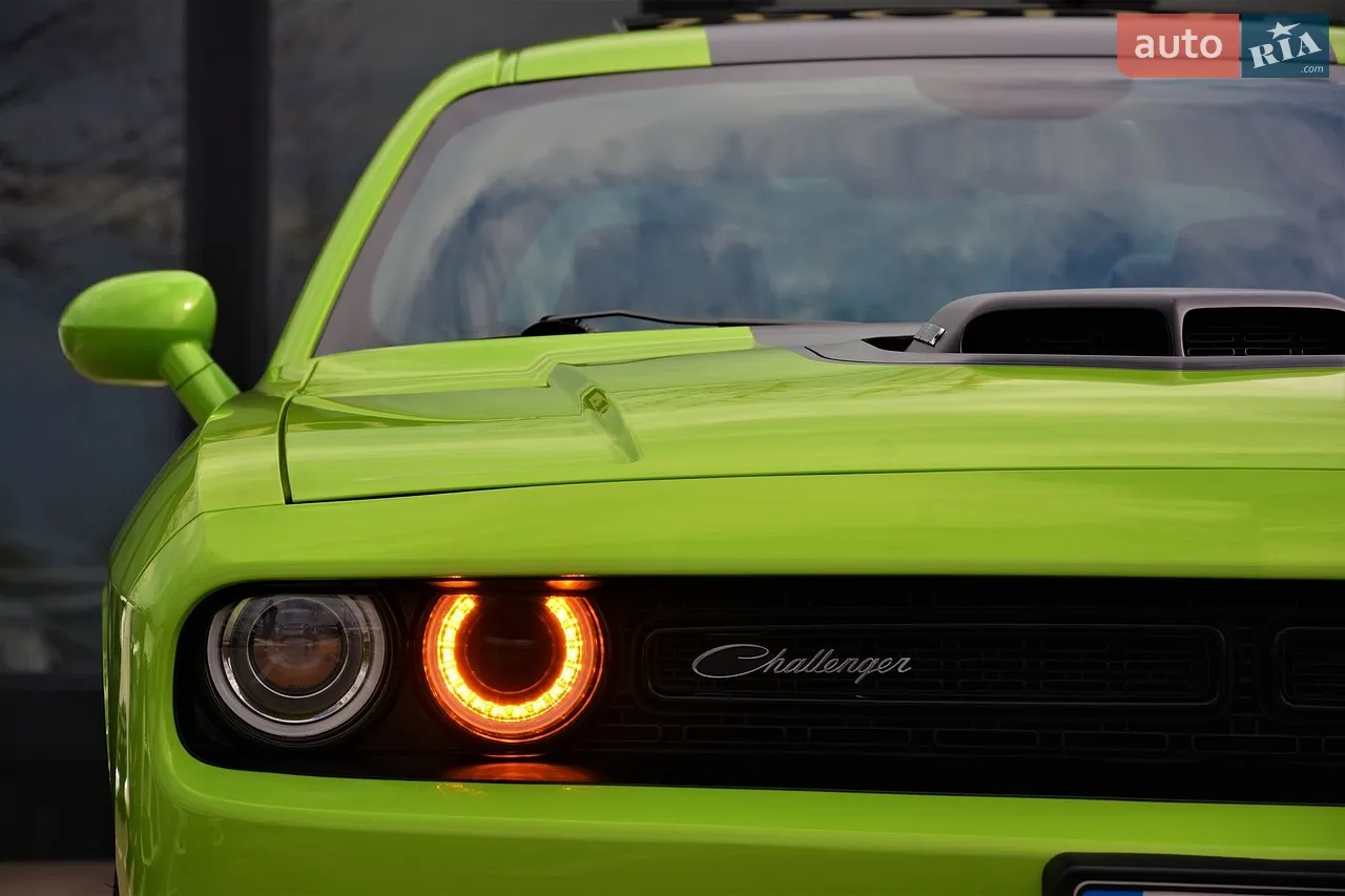 2016 Dodge Challenger - мініатюра 52
