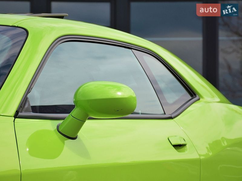 Купе Dodge Challenger 2015 в Киеве