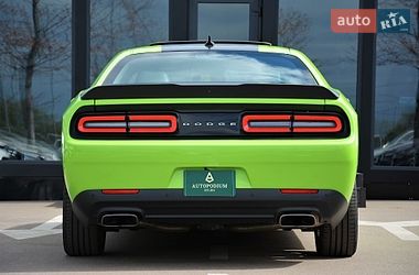 Купе Dodge Challenger 2015 в Киеве
