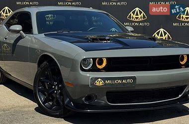 Купе Dodge Challenger 2019 в Киеве
