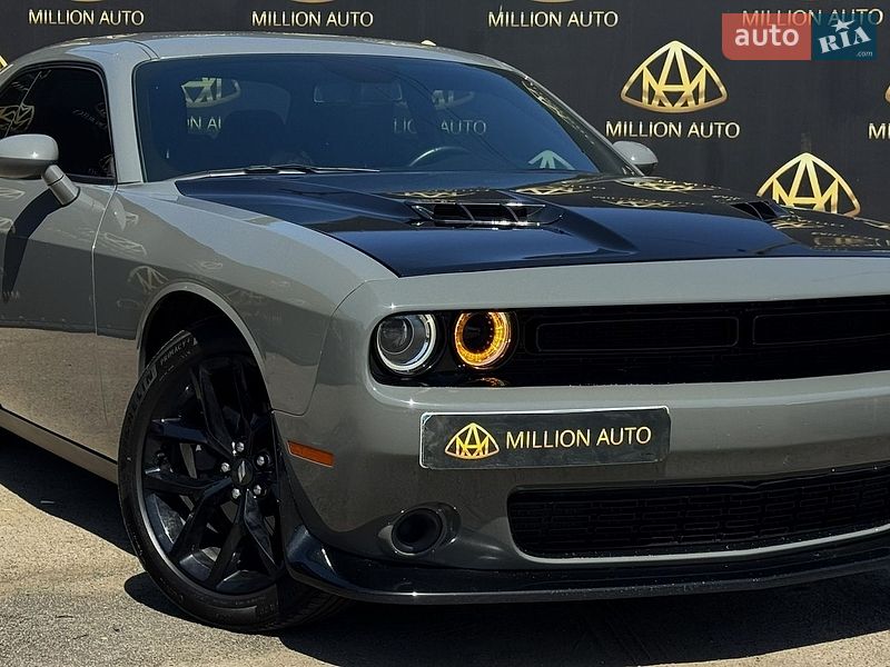 Купе Dodge Challenger 2019 в Киеве