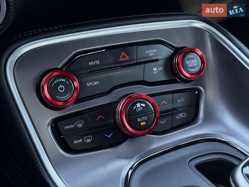 Купе Dodge Challenger 2019 в Киеве