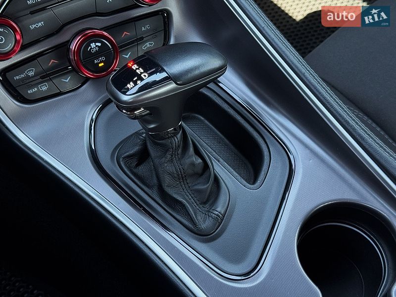 Купе Dodge Challenger 2019 в Киеве