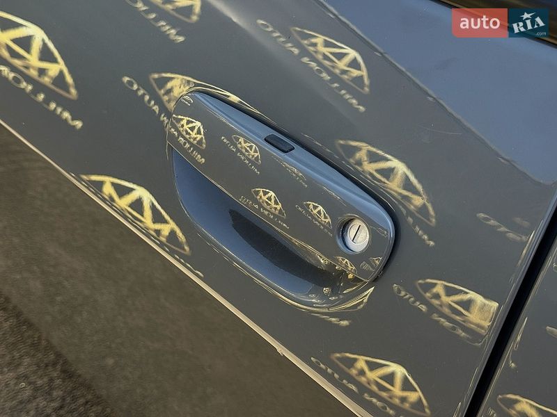Купе Dodge Challenger 2019 в Киеве