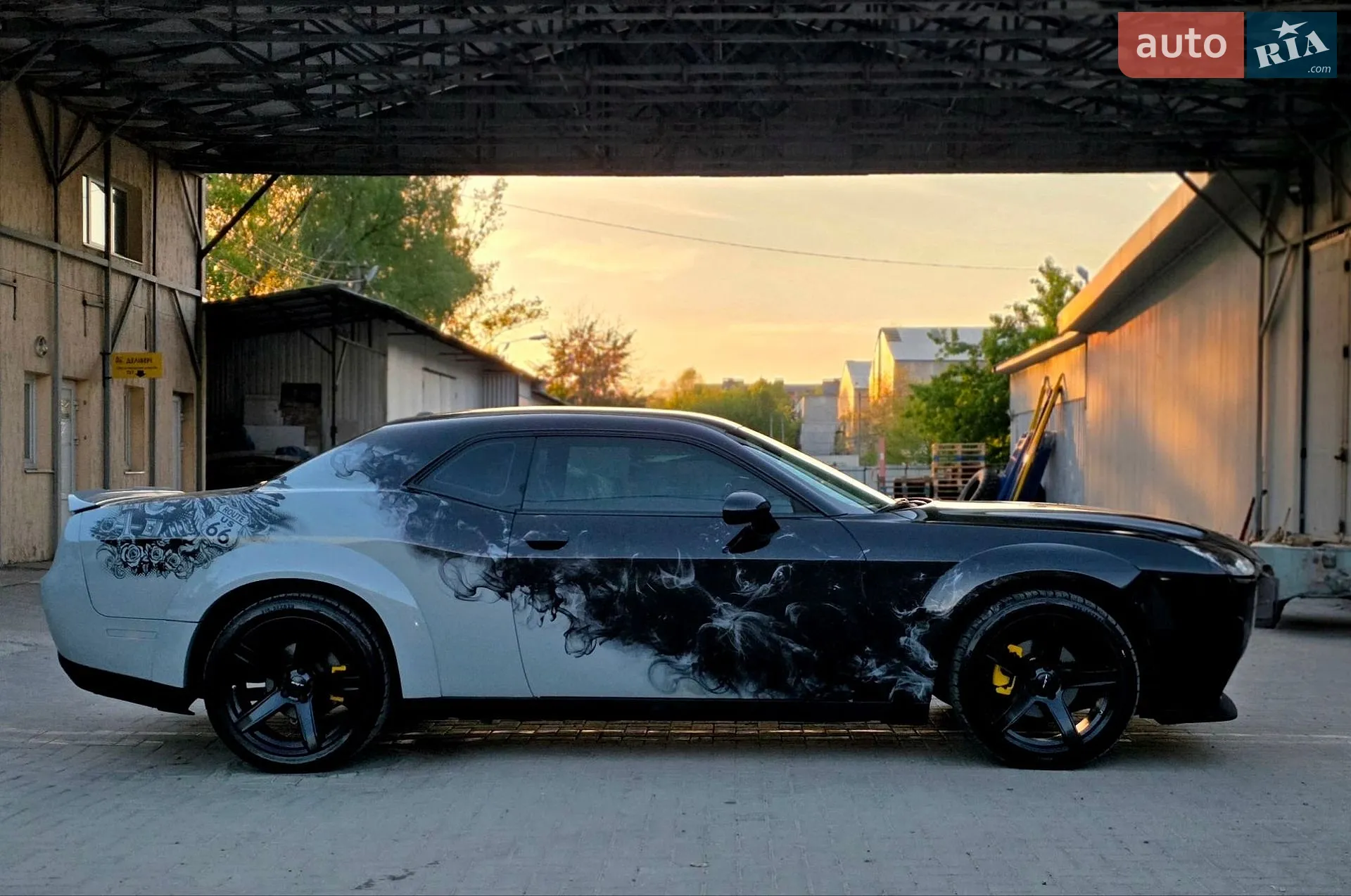 2023 Dodge Challenger - мініатюра 8