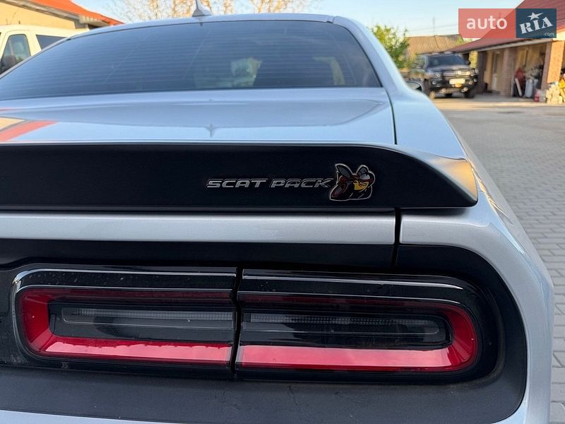 Купе Dodge Challenger 2020 в Киеве