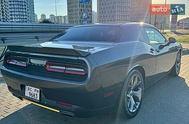 Купе Dodge Challenger 2016 в Киеве
