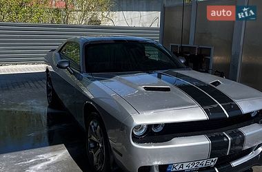 Купе Dodge Challenger 2016 в Киеве