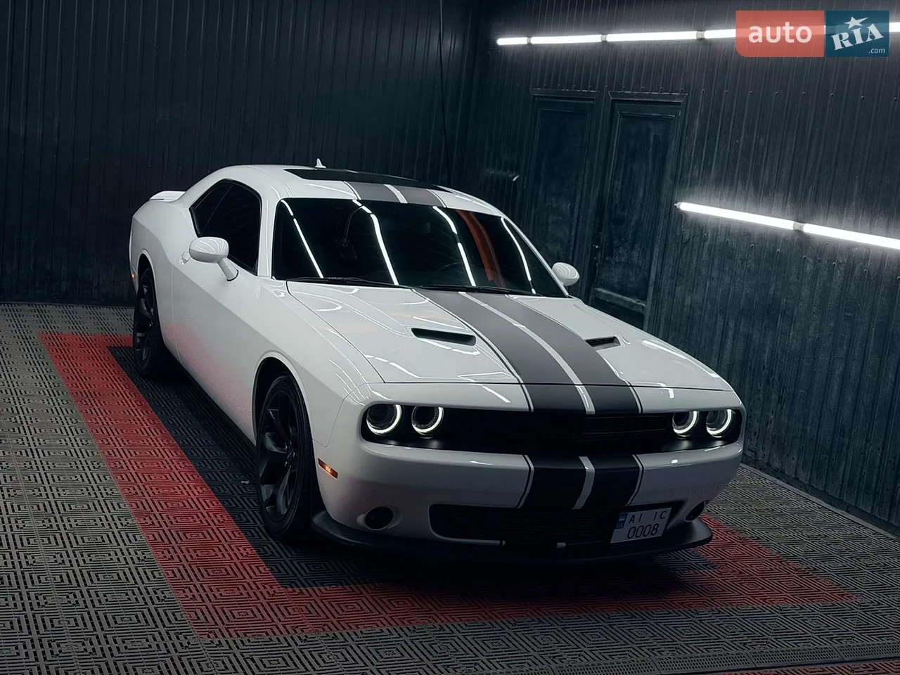 2017 Dodge Challenger - мініатюра 15