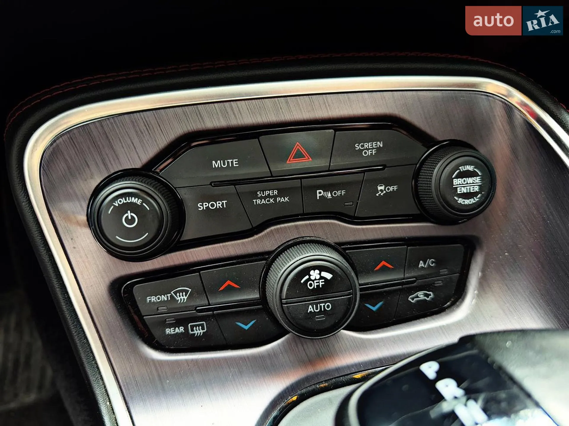 2018 Dodge Challenger - мініатюра 26