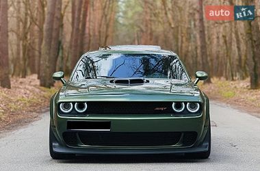 Купе Dodge Challenger 2018 в Львові