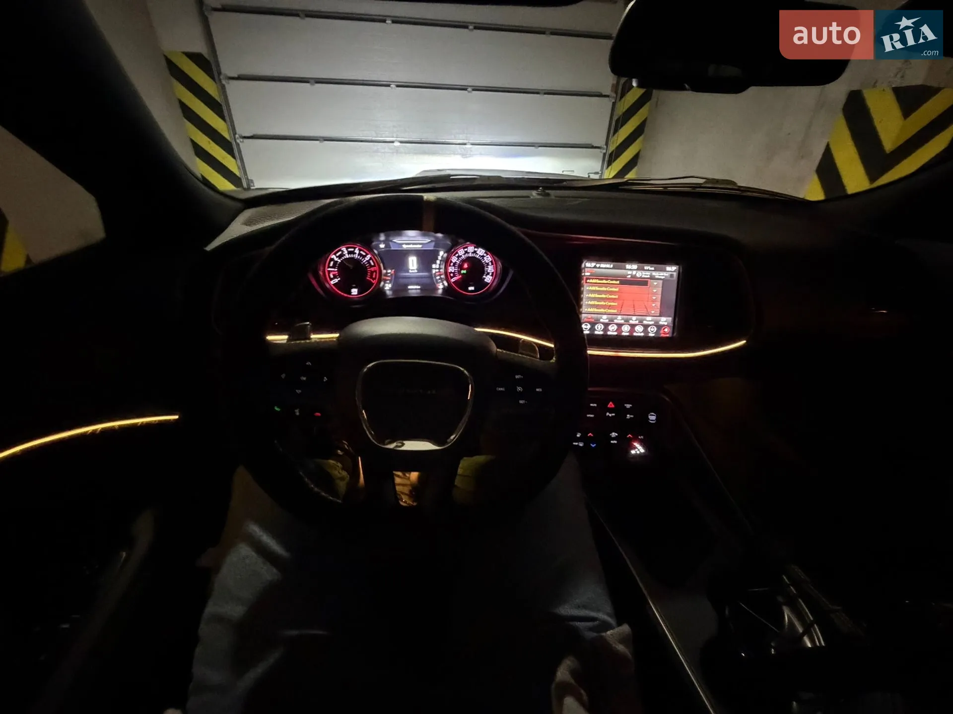2021 Dodge Challenger - мініатюра 23