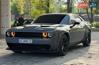 Купе Dodge Challenger 2016 в Дніпрі