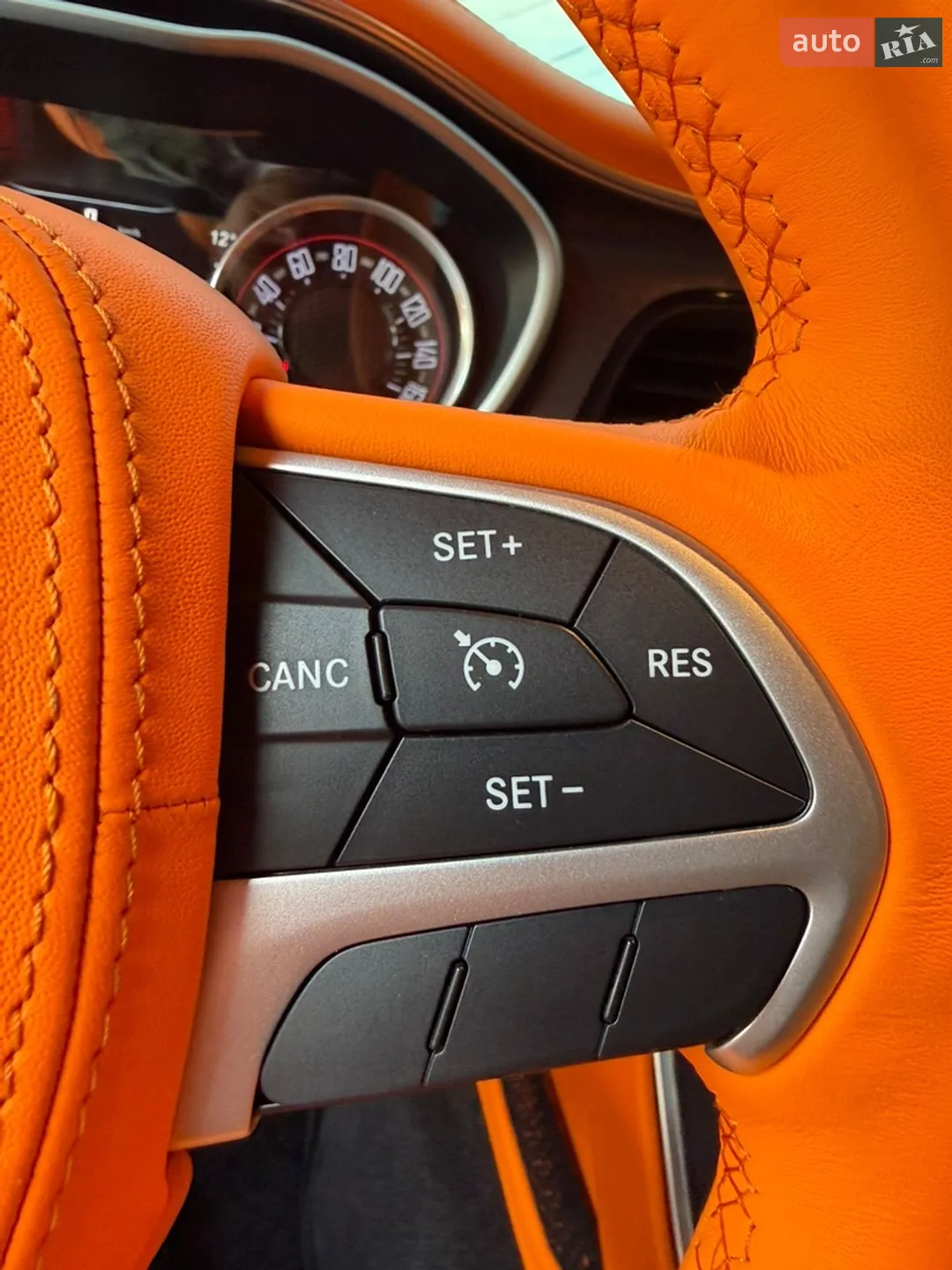 2016 Dodge Challenger - мініатюра 57