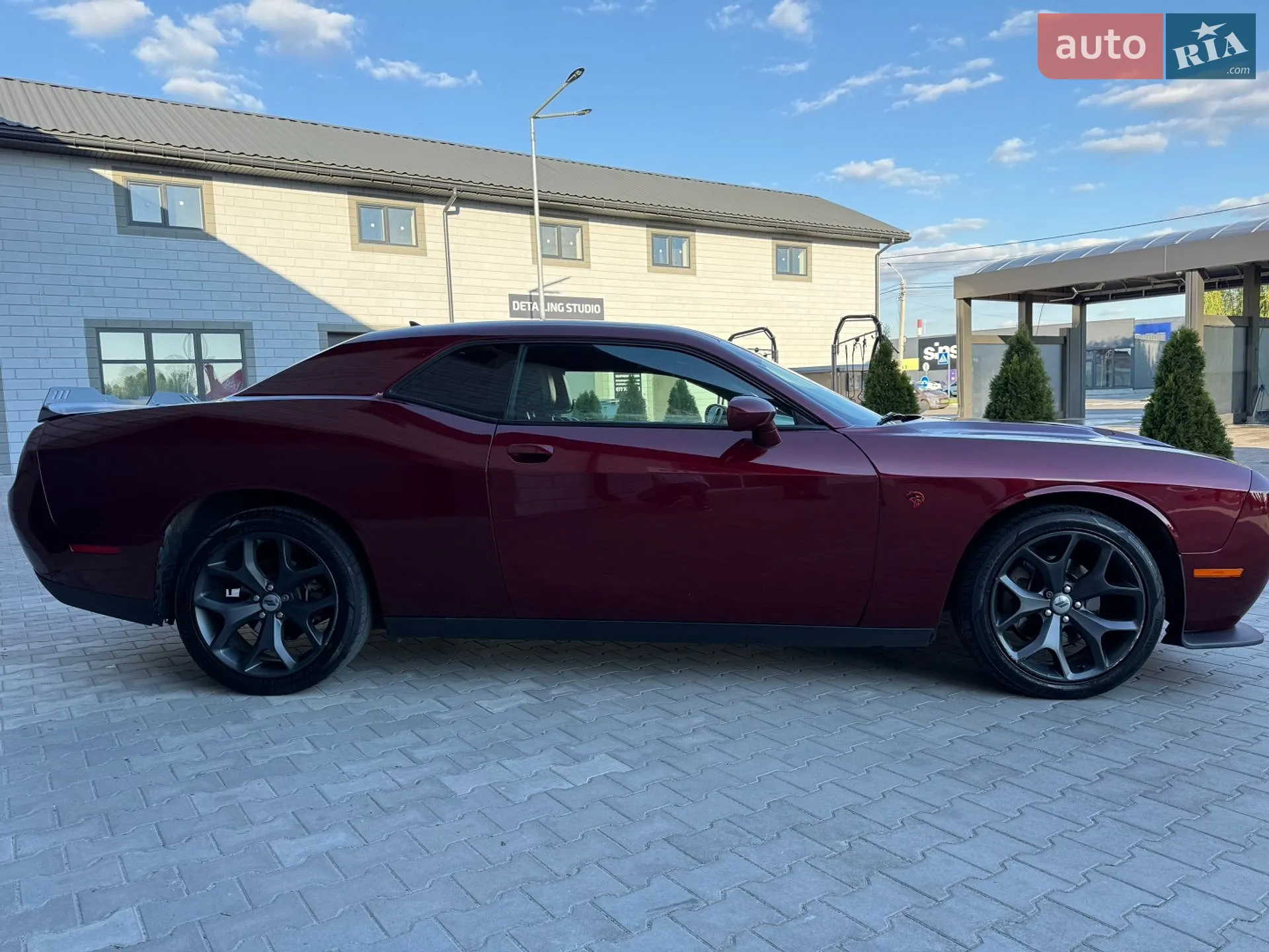 2017 Dodge Challenger - мініатюра 18