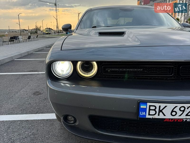 Купе Dodge Challenger 2018 в Рівному фото 15 Купе Dodge Challenger 2018 в Рівному