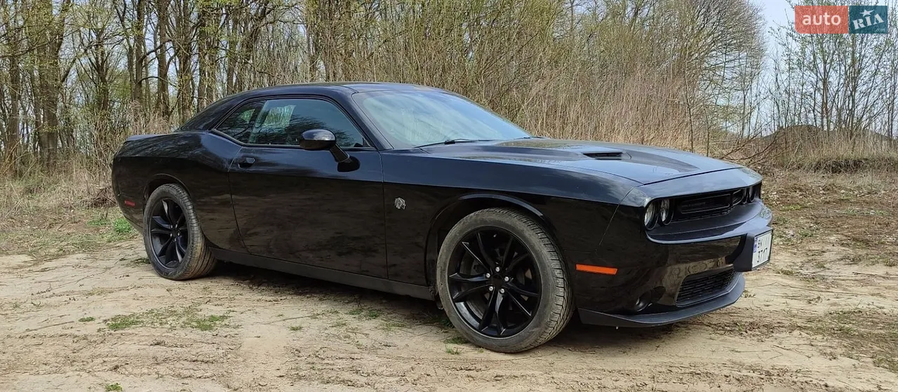 2017 Dodge Challenger - мініатюра 24