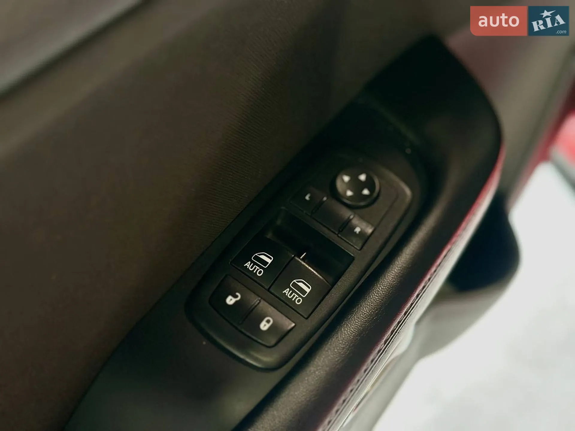 2016 Dodge Challenger - мініатюра 11
