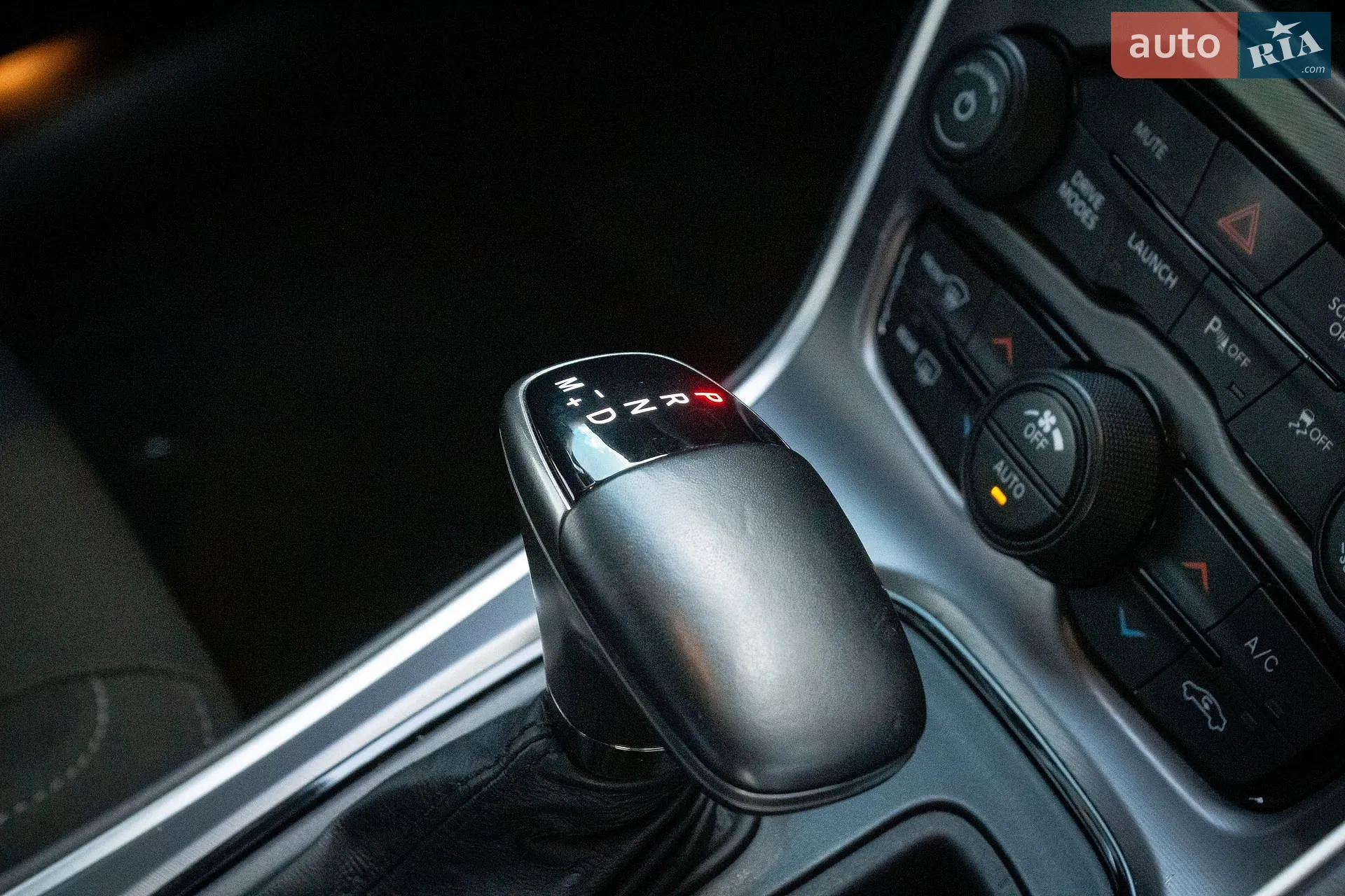 2020 Dodge Challenger - мініатюра 31