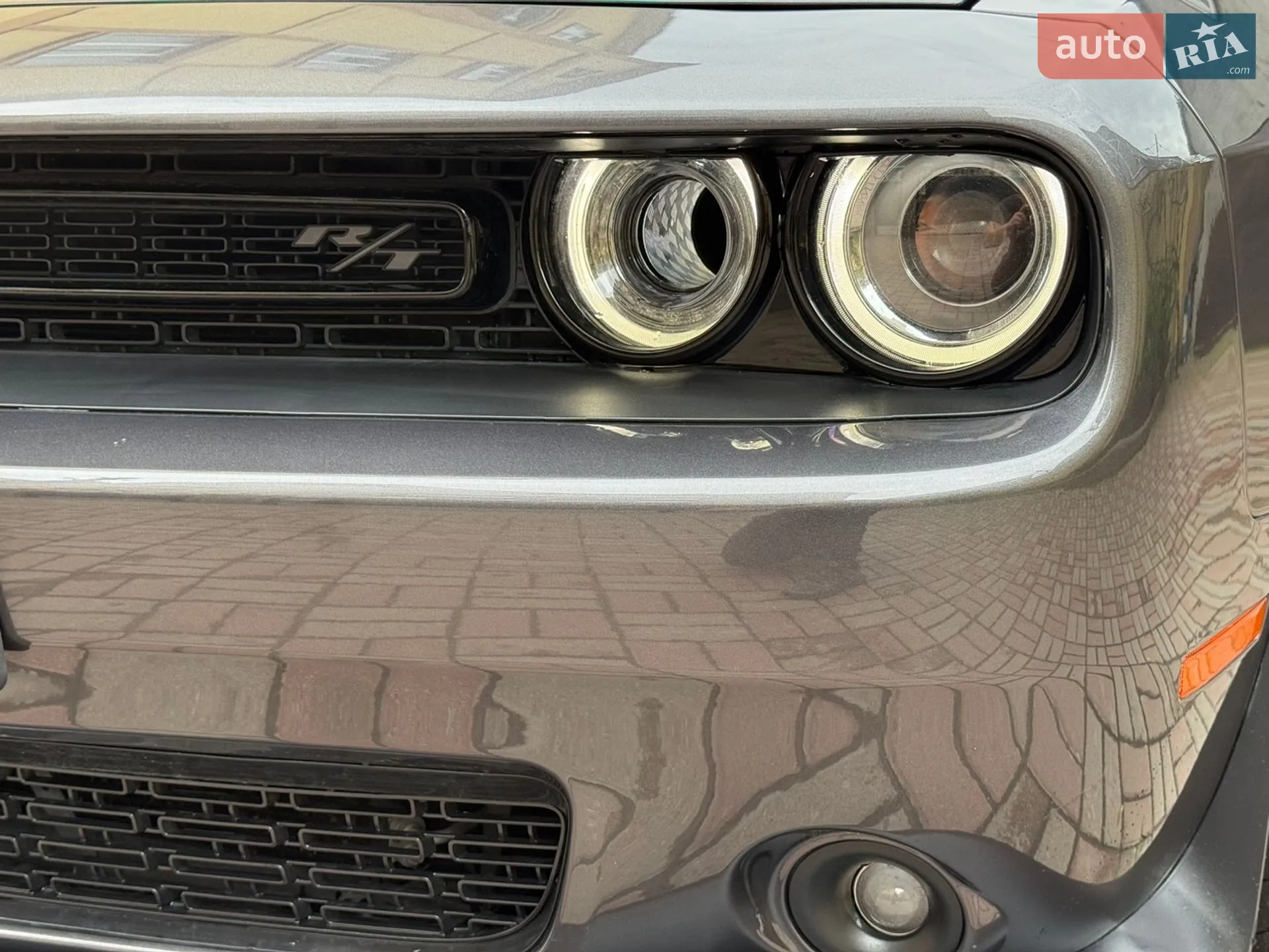 Dodge Challenger 2019 VIN 2C3CDZBT5KH694927 фото оголошення 4 з 5